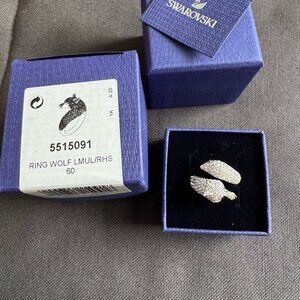 New in Box Authentic Swarovski Wolf Ring 5515091 – Silver-Tone Crystal